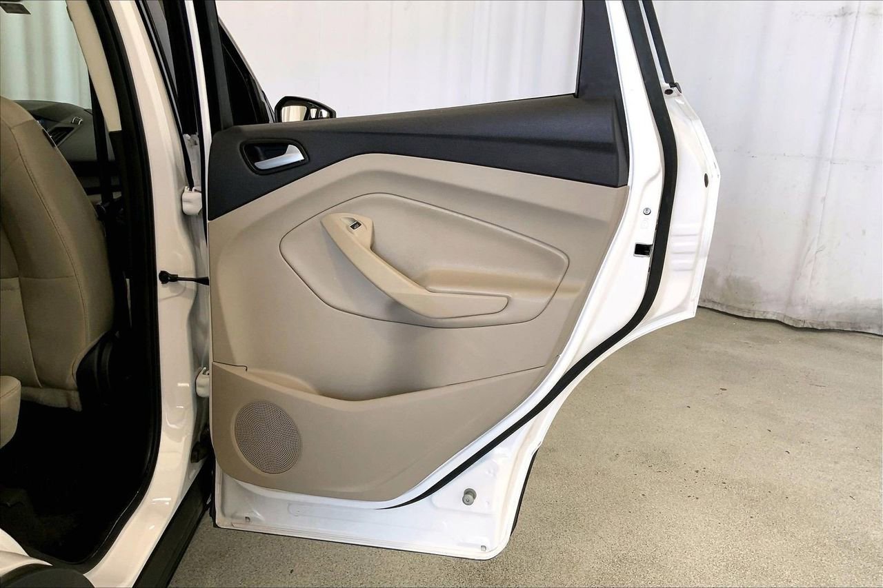 Used 2019 Ford Escape SE image 23