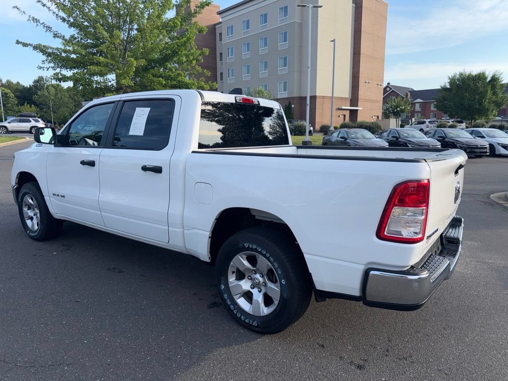 Used 2023 RAM 1500 Big Horn AWD/4WD image 3