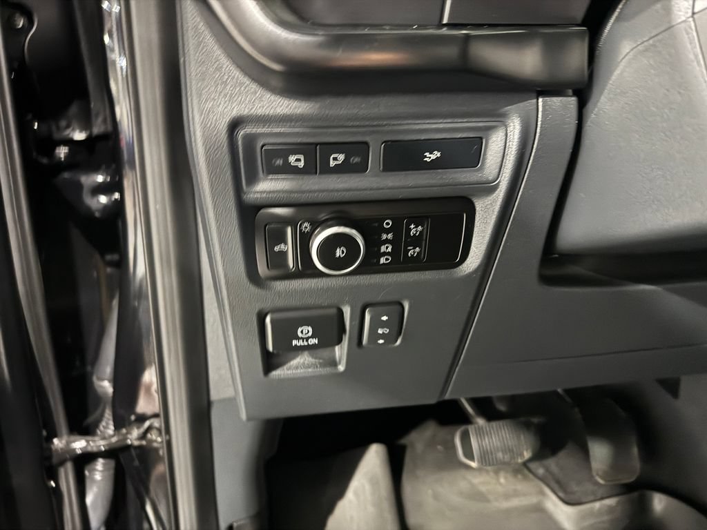 Used 2023 Ford F150 Lariat w/ Equipment Group 502A High AWD/4WD image 36