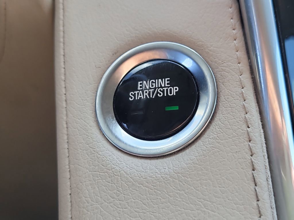 Used 2020 Cadillac Escalade Luxury AWD/4WD image 33