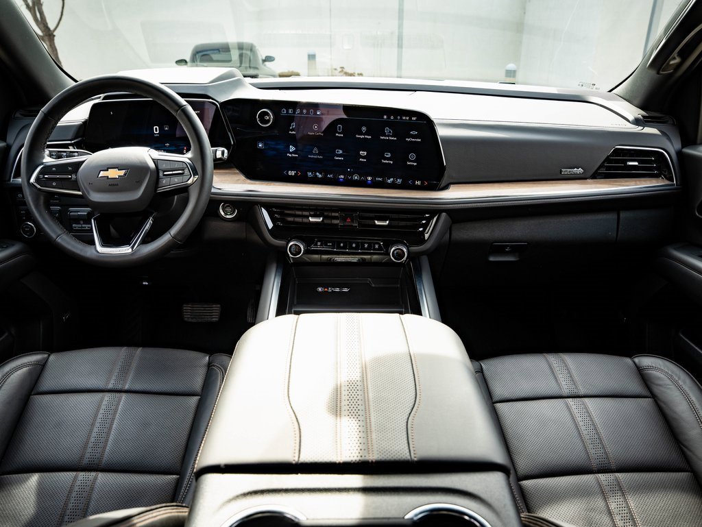 Used 2025 Chevrolet Tahoe High Country image 33