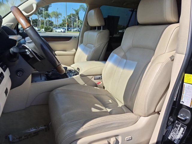 Used 2017 Lexus LX 570 4WD w/ Luxury Package image 11