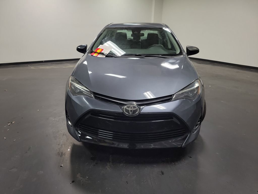 Used 2017 Toyota Corolla LE image 2