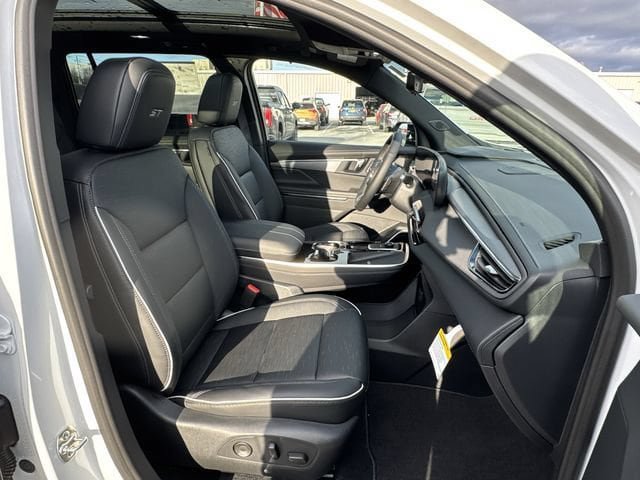 New 2026 Buick Enclave Sport Touring w/ Power Package AWD/4WD image 32