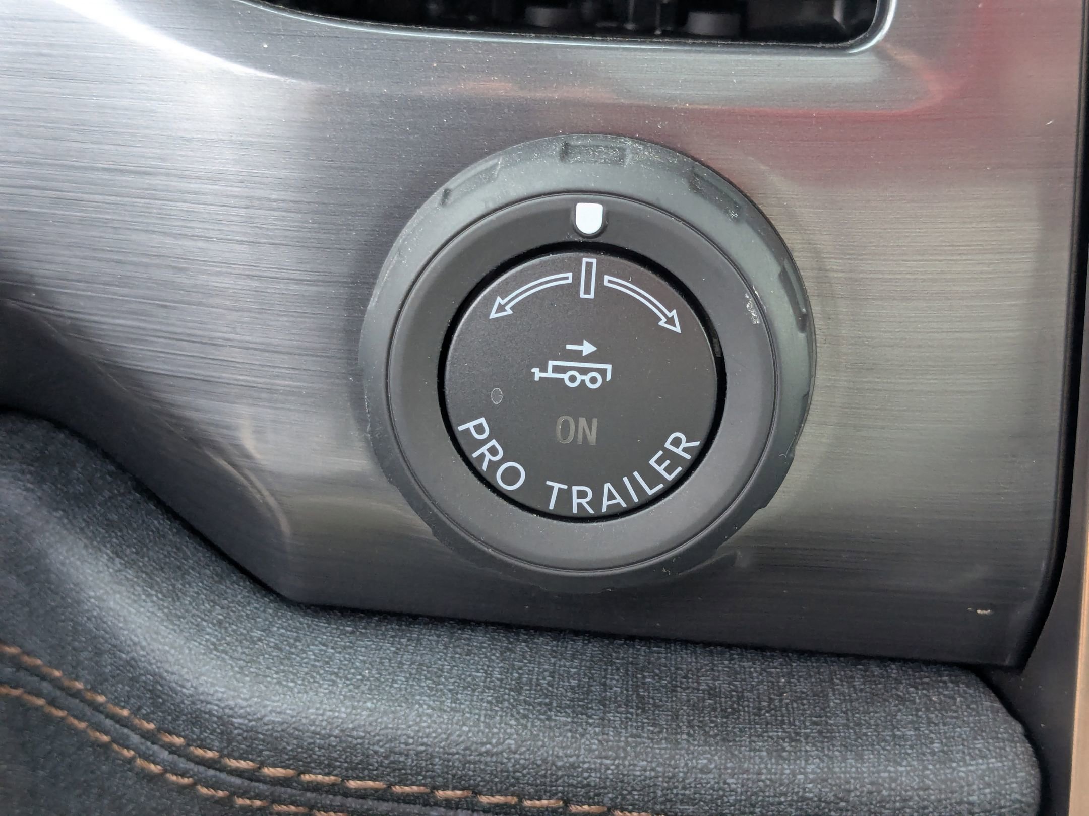 Certified 2025 Ford F150 Lightning Lariat w/ Max Trailer Tow Package image 25