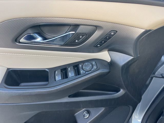 Certified 2023 Chevrolet Traverse Premier w/ LPO, Floor Liner Package image 15