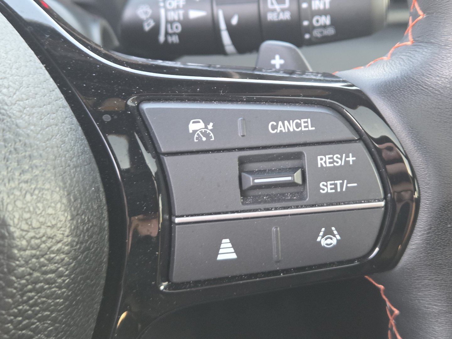 Used 2023 Honda Pilot TrailSport image 30