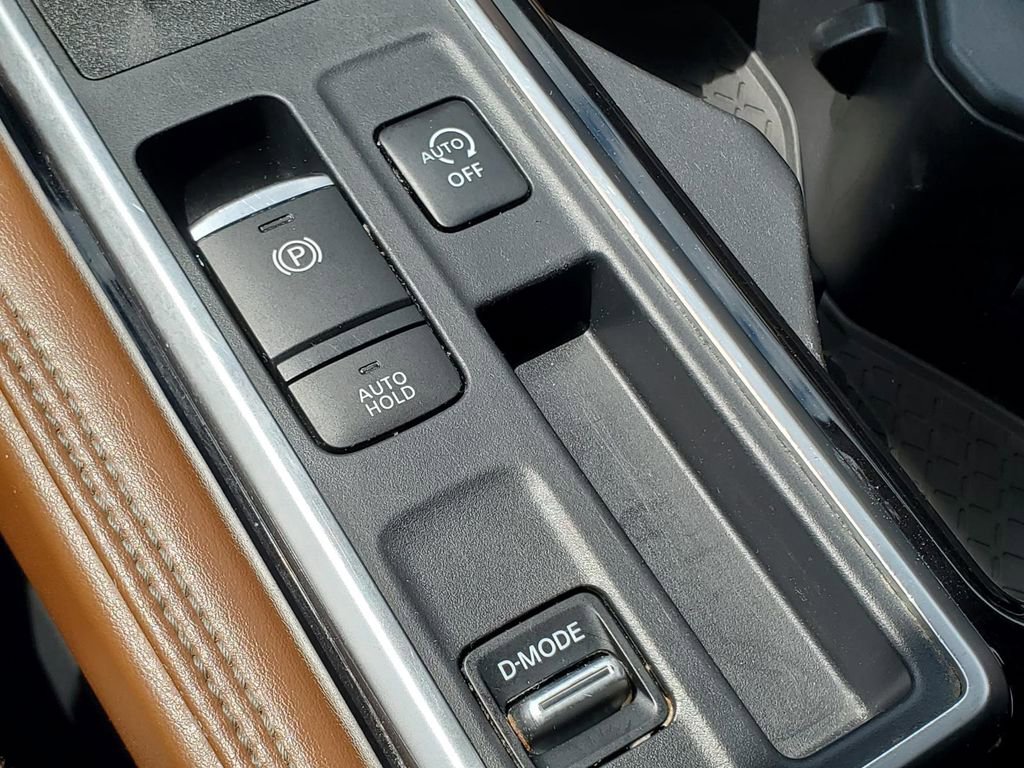 Used 2023 Nissan Pathfinder Platinum FWD image 27