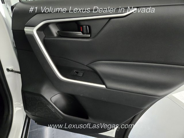 Used 2023 Toyota RAV4 LE AWD/4WD image 21
