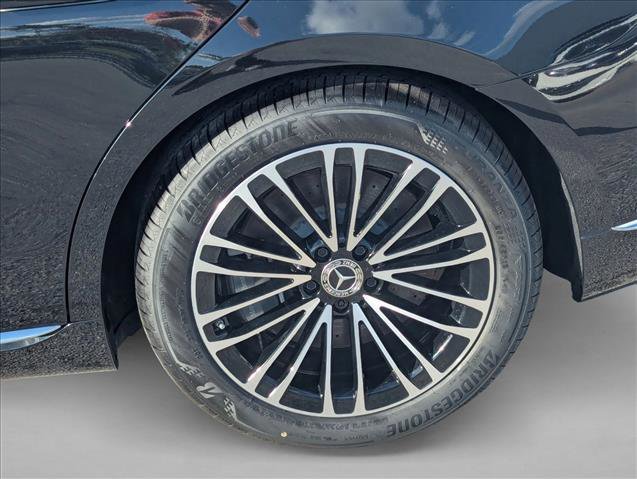 New 2025 Mercedes-Benz S 580e 4MATIC Sedan image 9