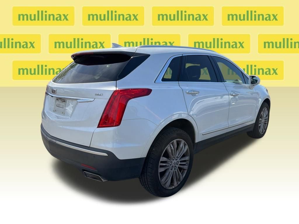 Used 2017 Cadillac XT5 Premium Luxury image 11