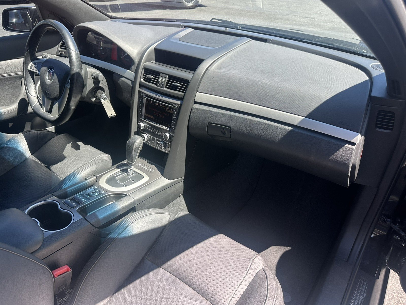 Used 2009 Pontiac G8 GXP RWD image 21