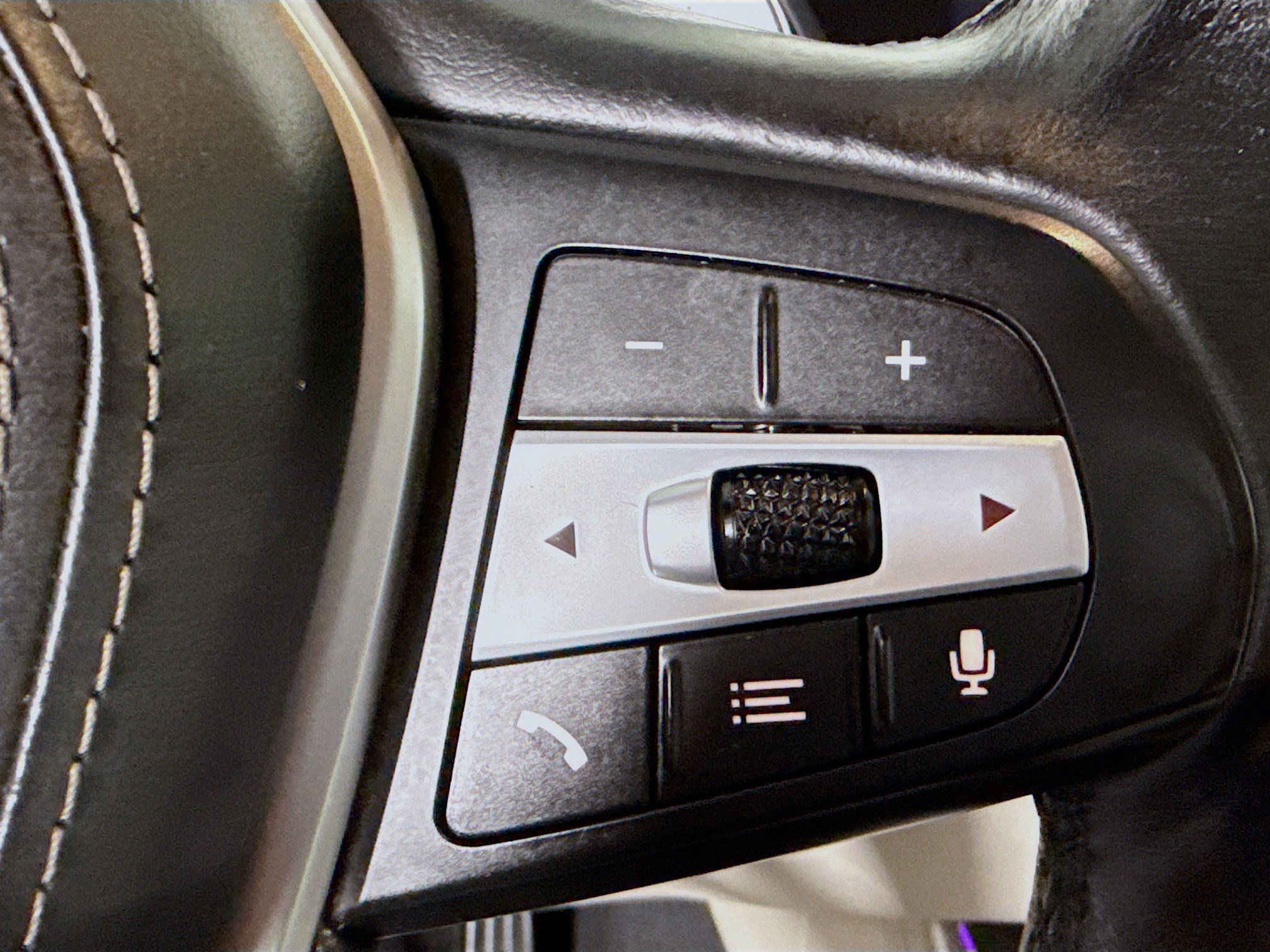 Used 2019 BMW X5 xDrive40i w/ Convenience Package image 15