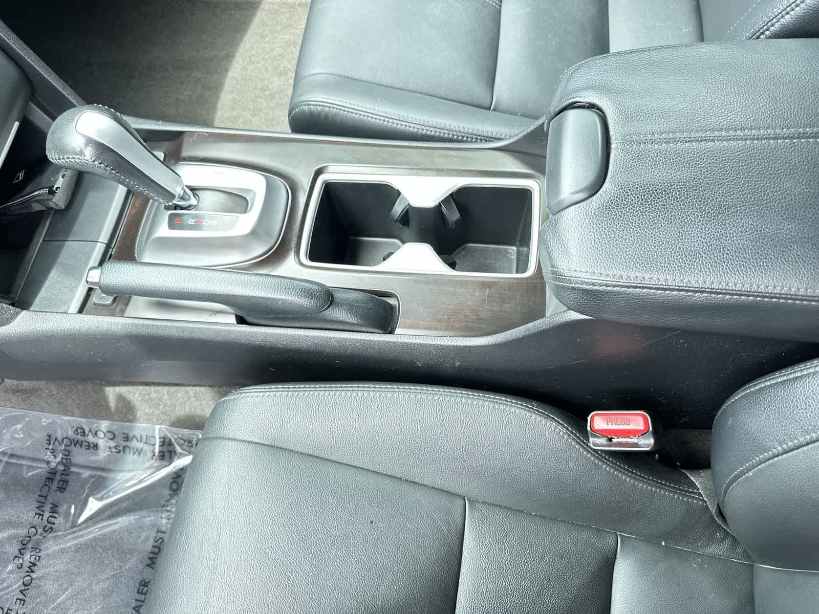 Used 2015 Honda Crosstour EX-L image 19