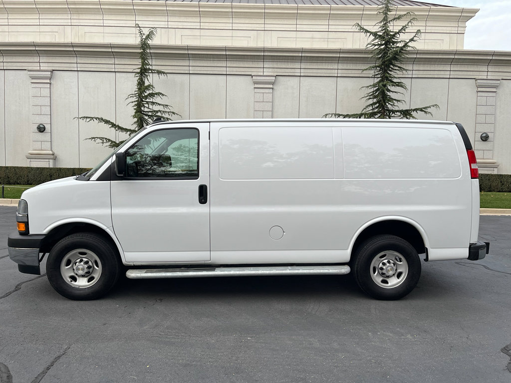 Used 2024 Chevrolet Express 2500 w/ Driver Convenience Package image 10