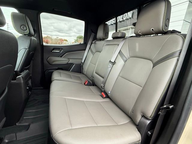 Used 2024 Chevrolet Colorado ZR2 w/ ZR2 Convenience Package III image 21