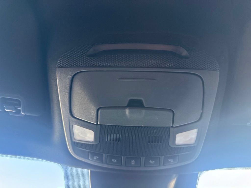 Used 2019 Ford Expedition XLT w/ Equipment Group 202A RWD image 26