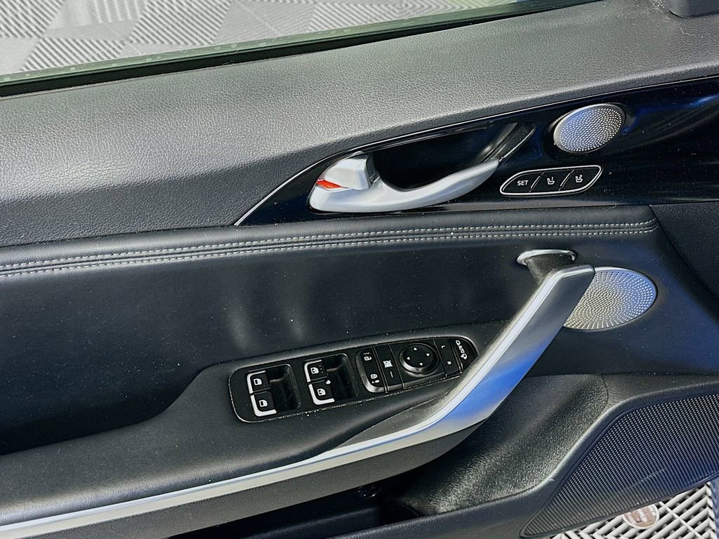 Used 2018 Kia Stinger Premium image 18