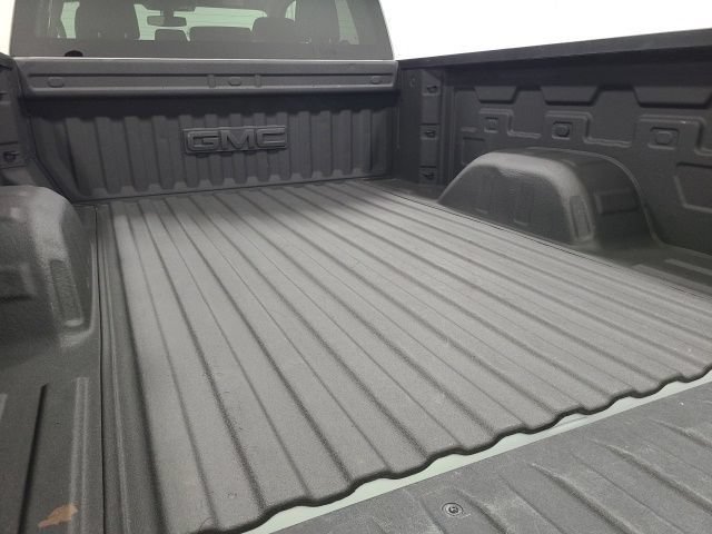 Used 2019 GMC Sierra 1500 SLE w/ SLE Value Package AWD/4WD image 36