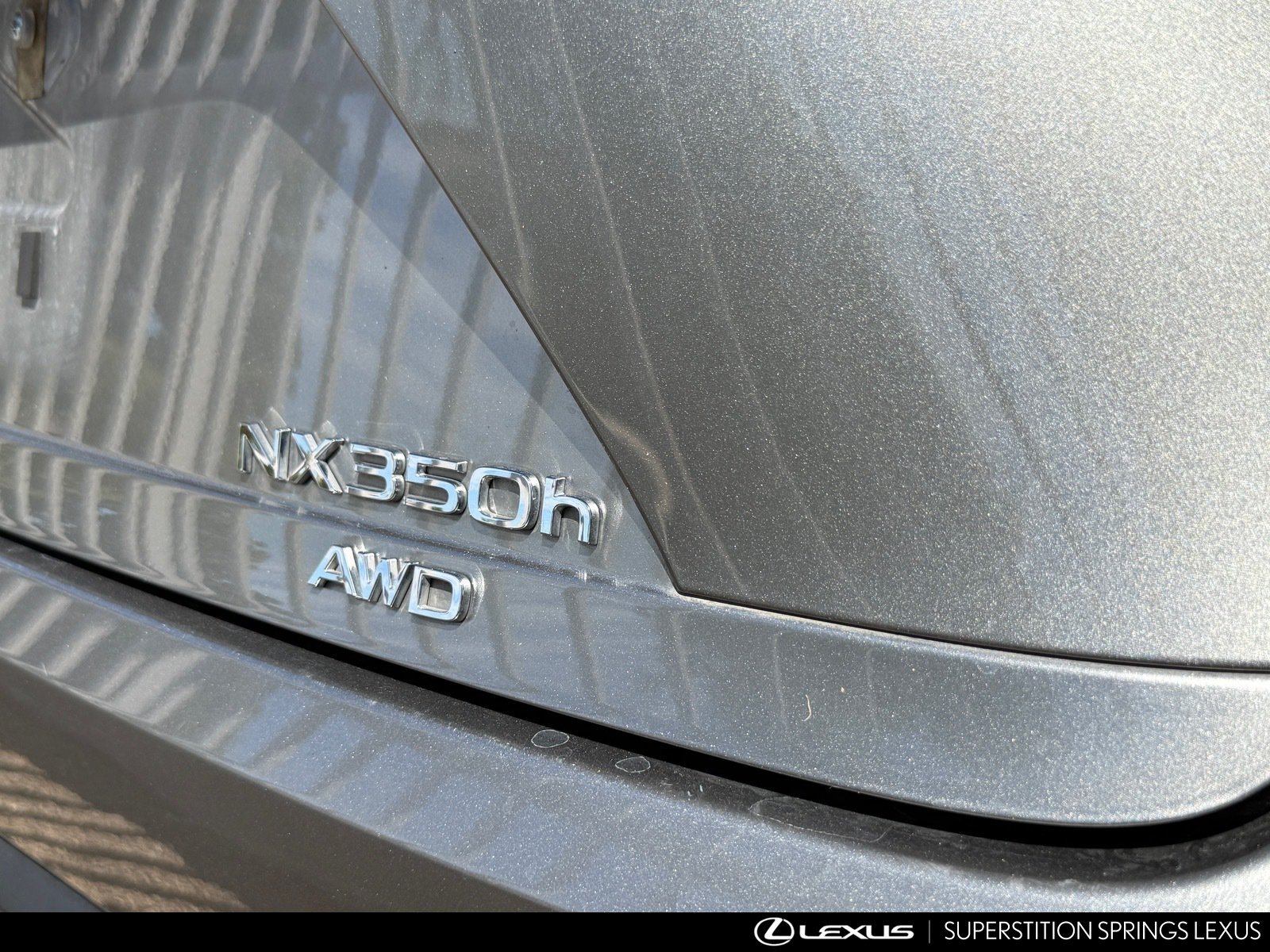 Used 2022 Lexus NX 350h AWD w/ Towing Package (2000 Lbs) image 6
