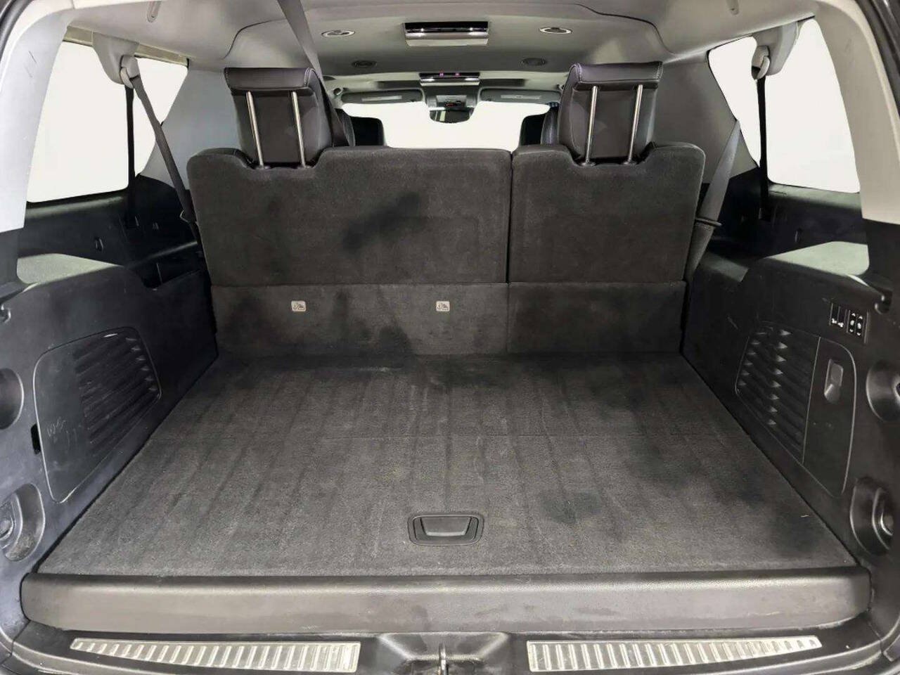 Used 2019 GMC Yukon XL Denali w/ Open Road Package AWD/4WD image 6