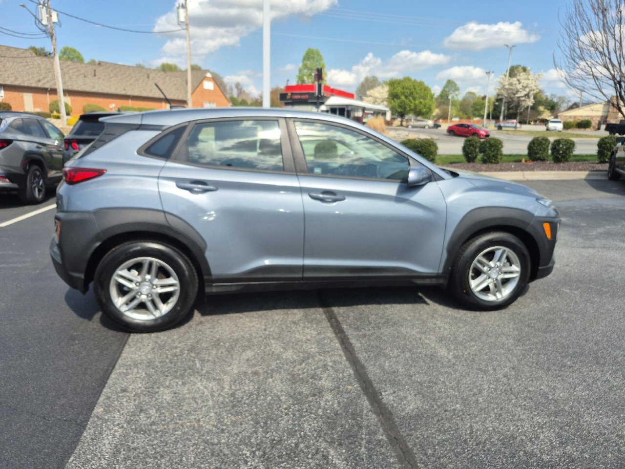 Used 2019 Hyundai Kona SE FWD image 14