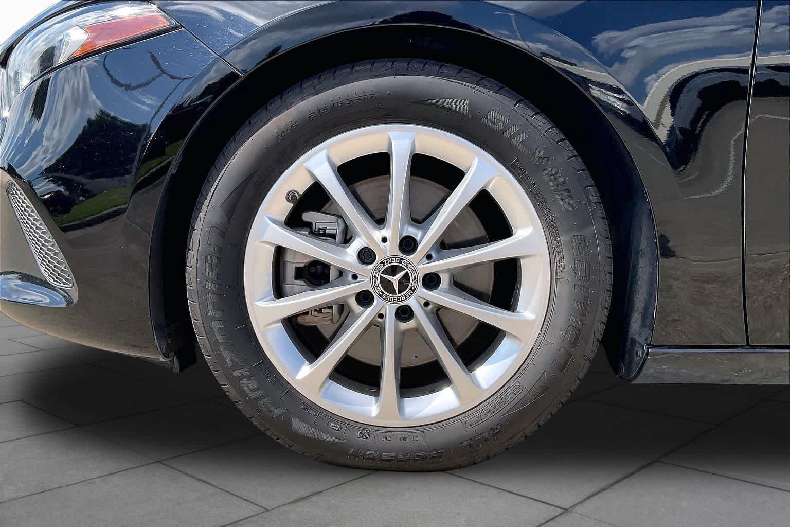 Used 2022 Mercedes-Benz A 220 image 9