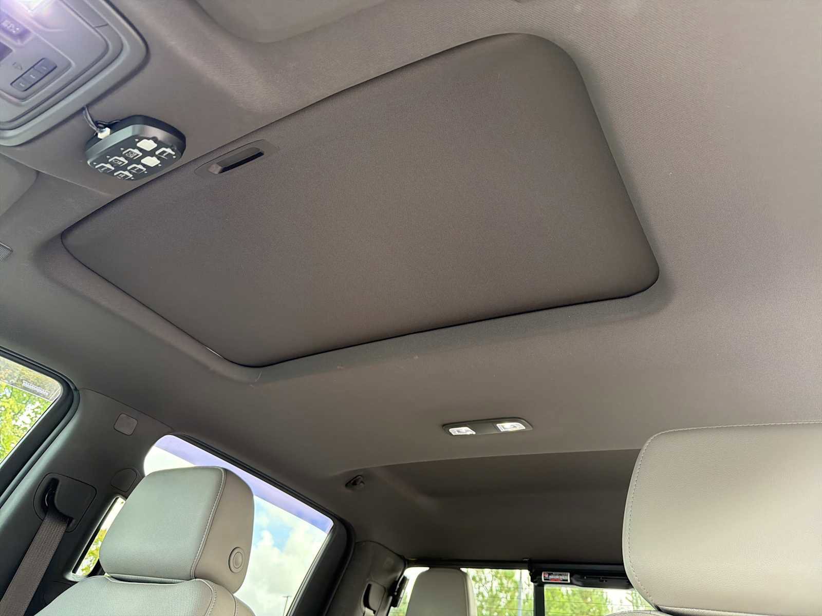 Used 2020 GMC Sierra 1500 SLT w/ SLT Premium Plus Package image 22