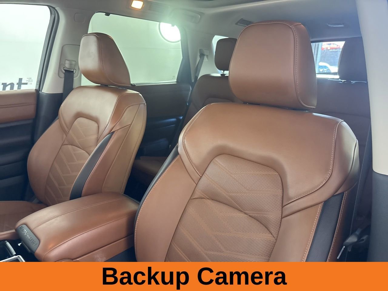 Used 2024 Nissan Pathfinder Platinum w/ Cargo Package image 12