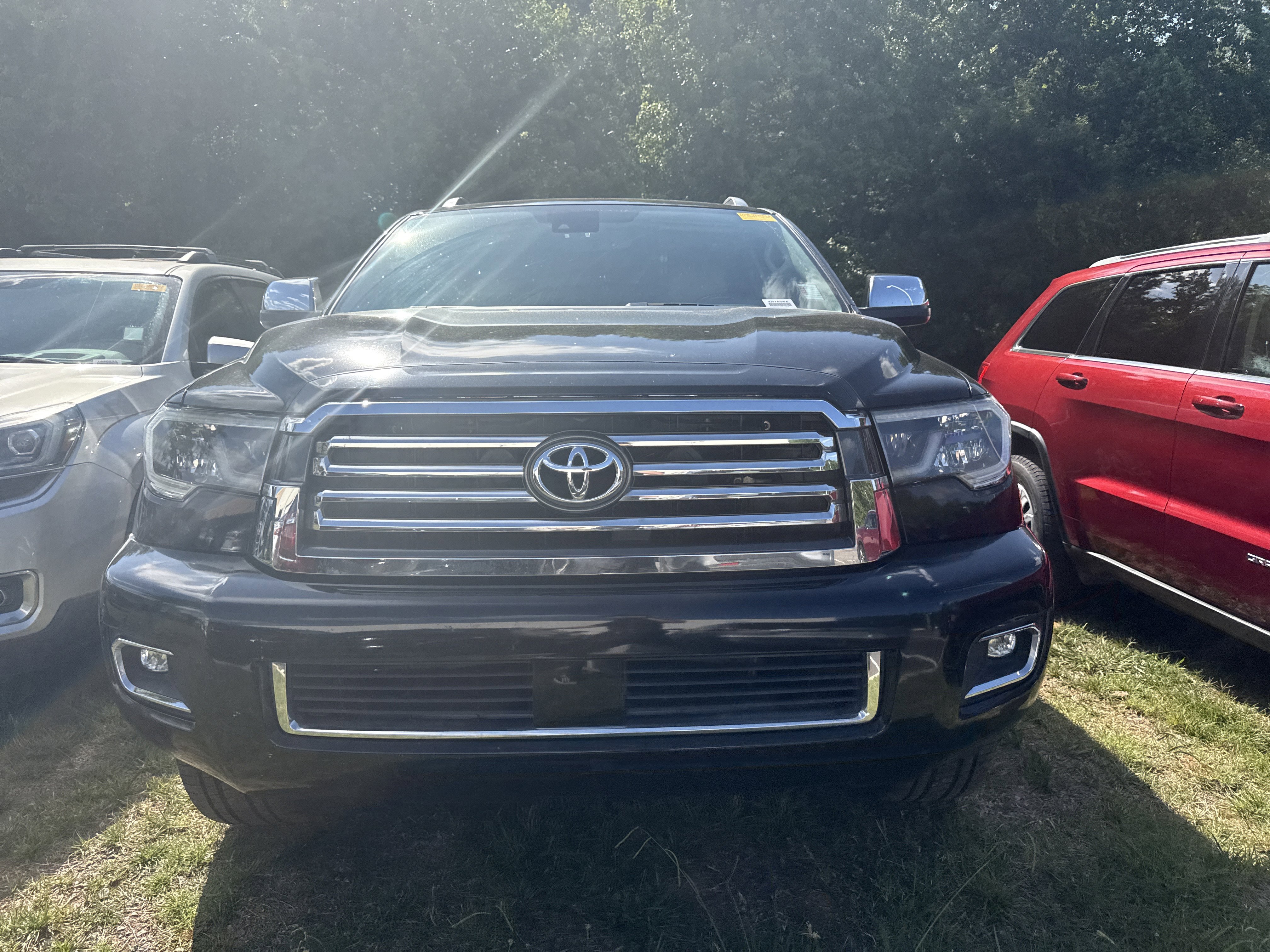 Used 2018 Toyota Sequoia Platinum AWD/4WD image 2