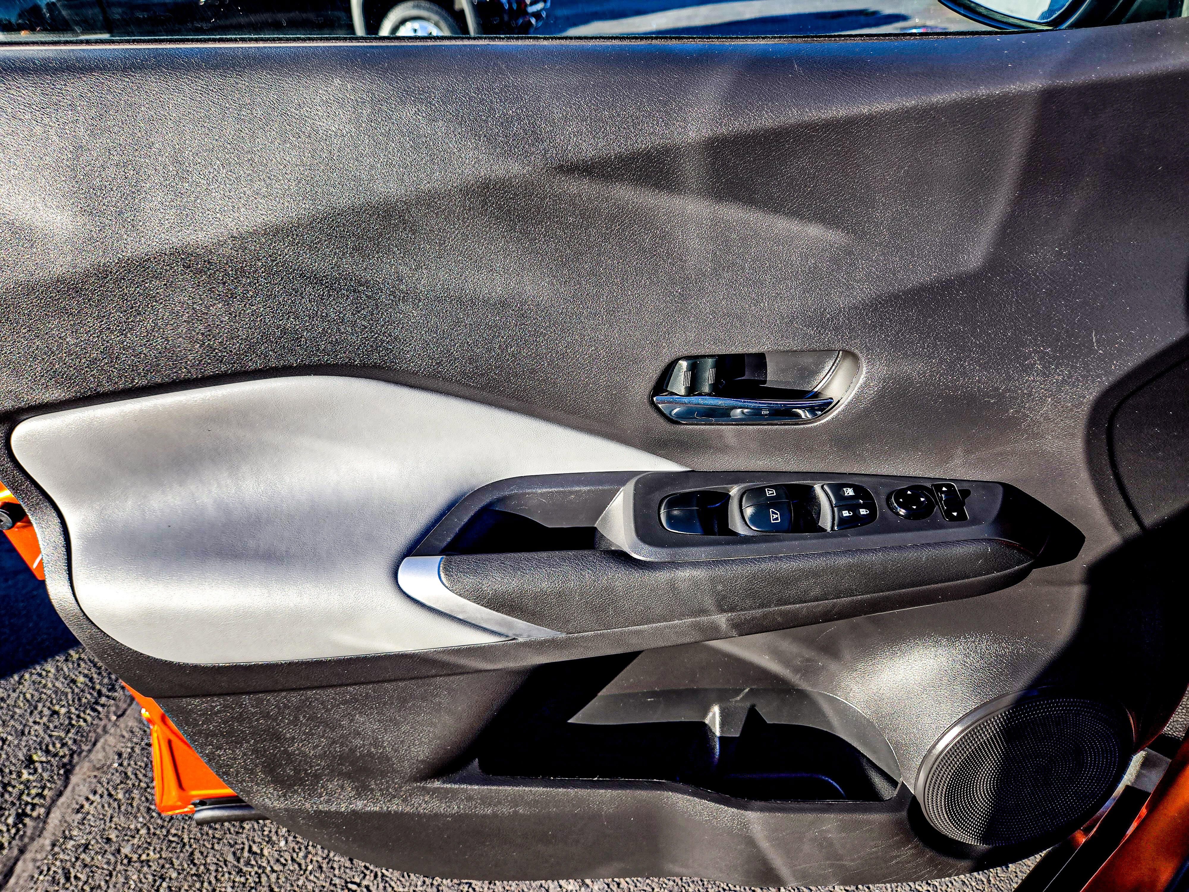 Used 2023 Nissan Kicks SR w/ SR Premium Package image 21