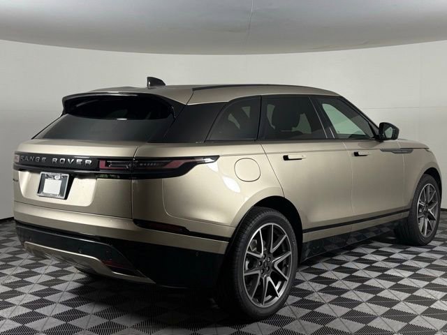 New 2026 Land Rover Range Rover Velar Dynamic SE image 9