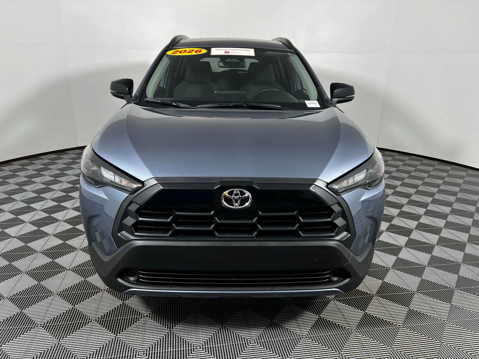 Used 2026 Toyota Corolla Cross LE FWD image 2