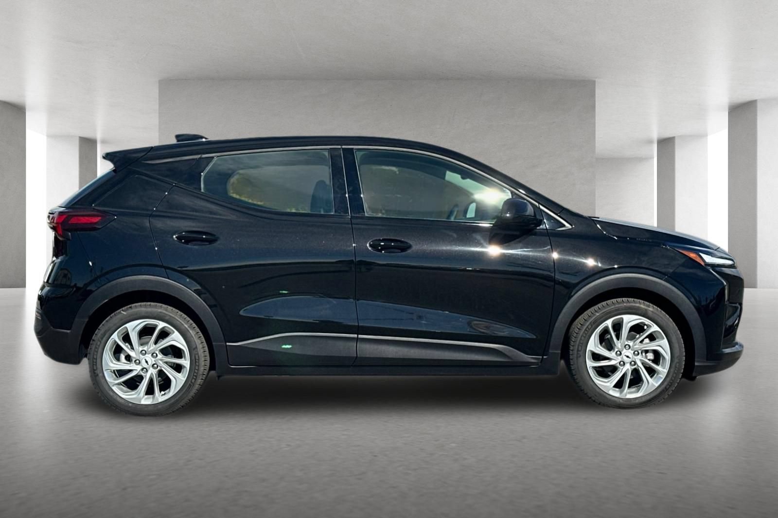 New 2027 Chevrolet Bolt LT w/ Comfort Package FWD image 3