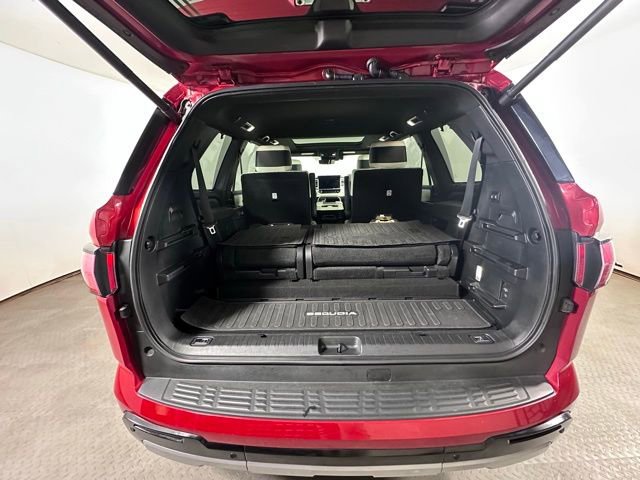 Used 2023 Toyota Sequoia Capstone AWD/4WD image 15