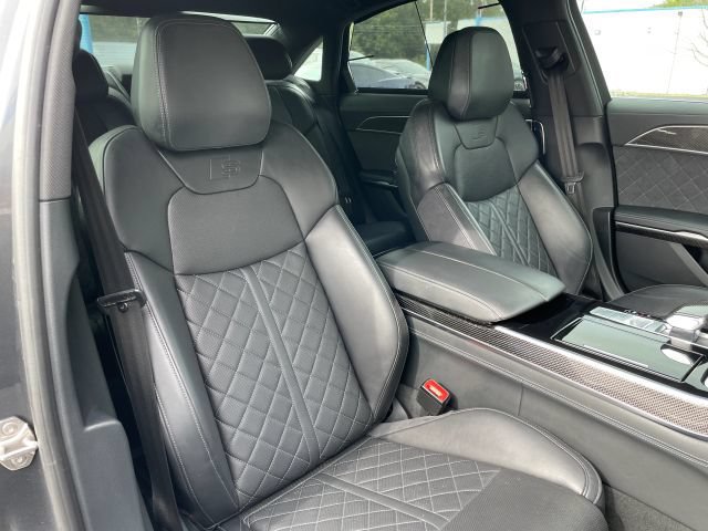Used 2023 Audi S8 w/ S8 Executive Package AWD/4WD image 42