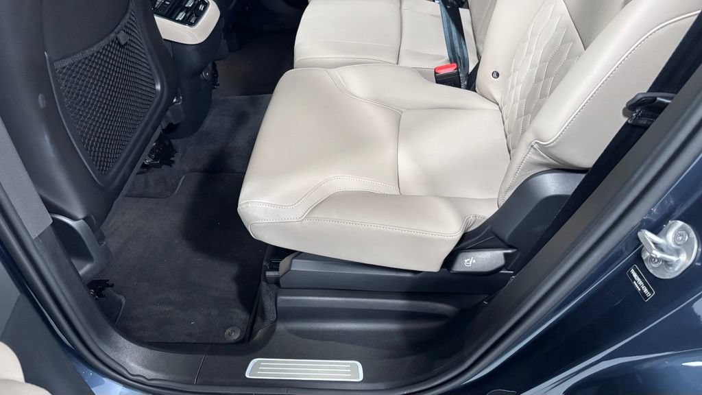 Certified 2026 Volvo XC90 B6 Plus AWD/4WD image 21