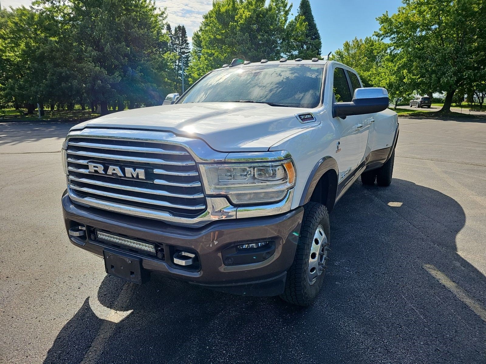 Used 2020 RAM 3500 Limited AWD/4WD image 2