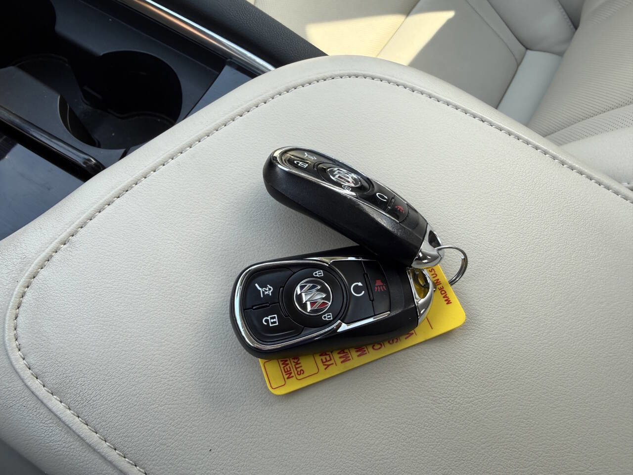 Used 2024 Buick Enclave Essence w/ Experience Buick Package image 25