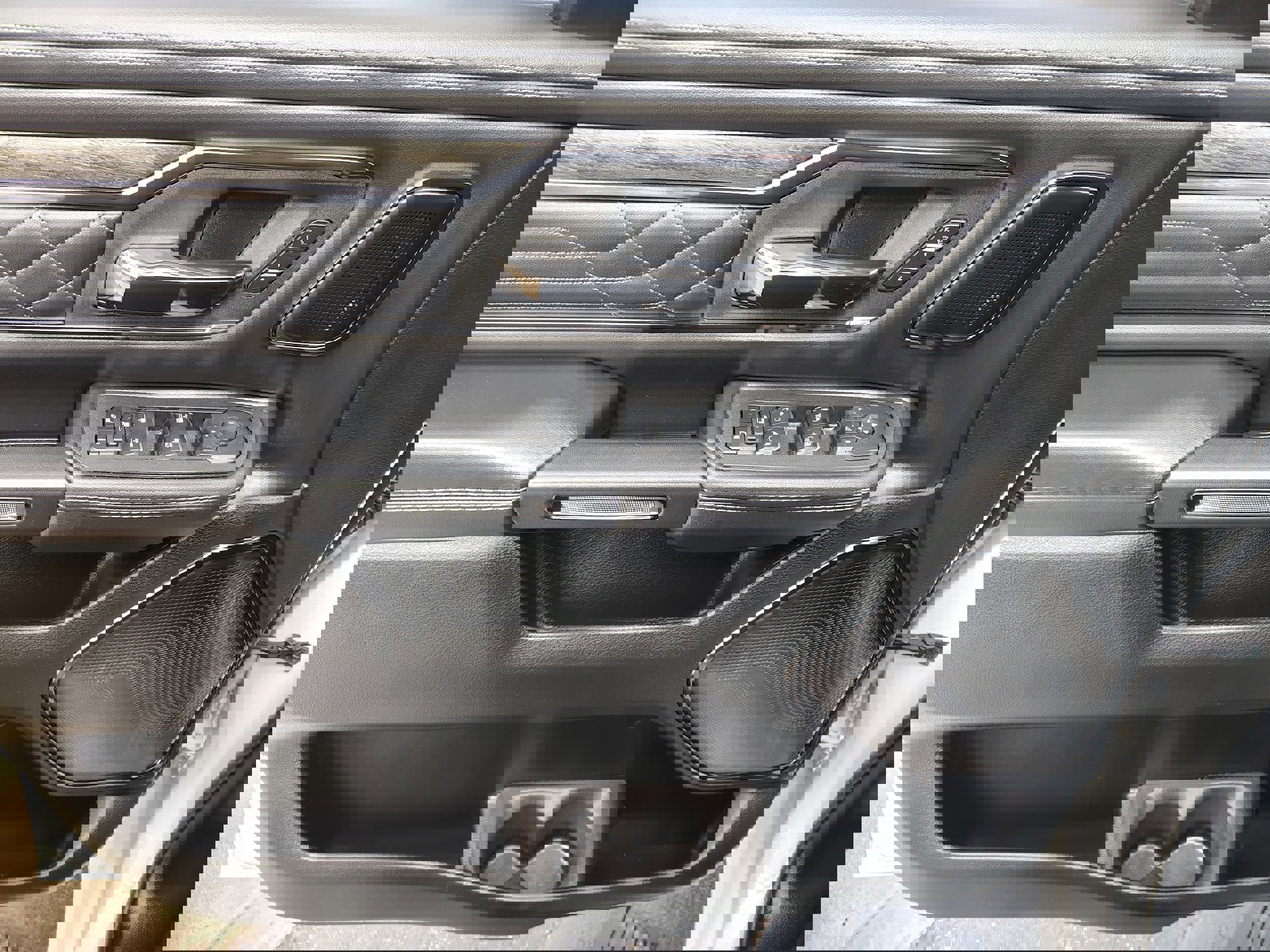 Certified 2025 RAM 1500 Limited image 20