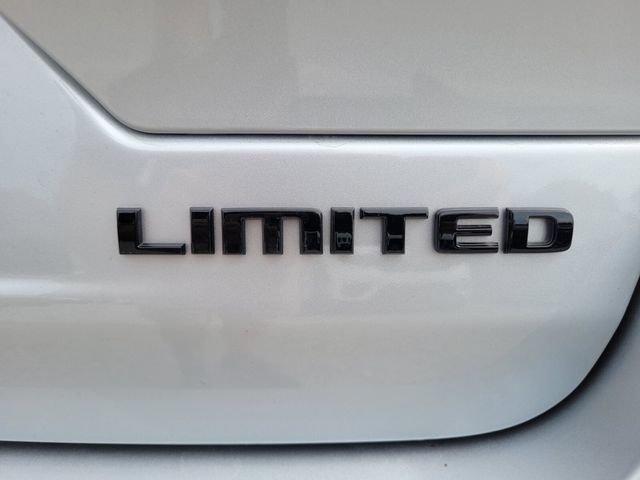 New 2025 Jeep Grand Cherokee Limited w/ Luxury Tech Group II image 14