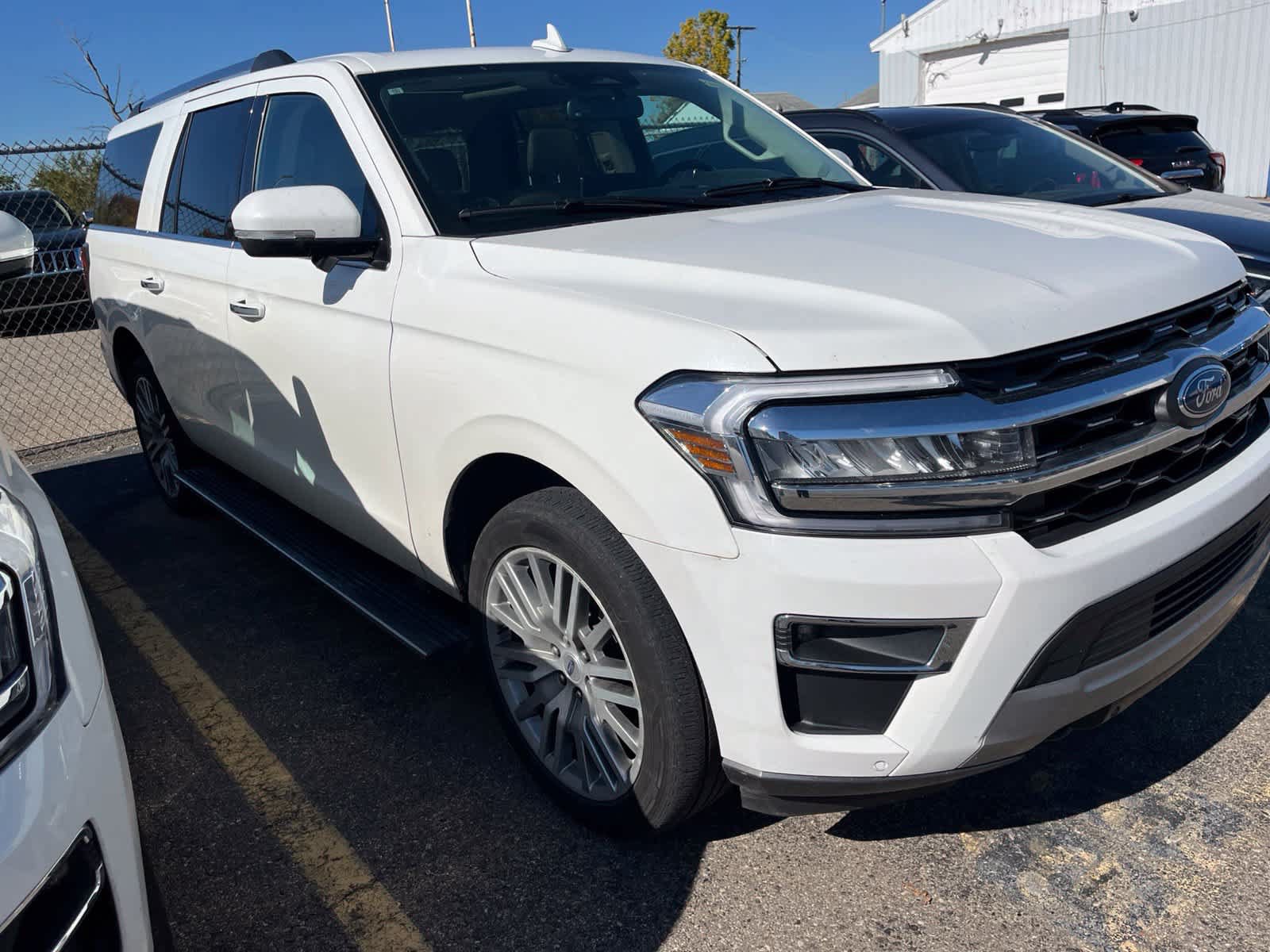 Used 2023 Ford Expedition Max Limited AWD/4WD image 19