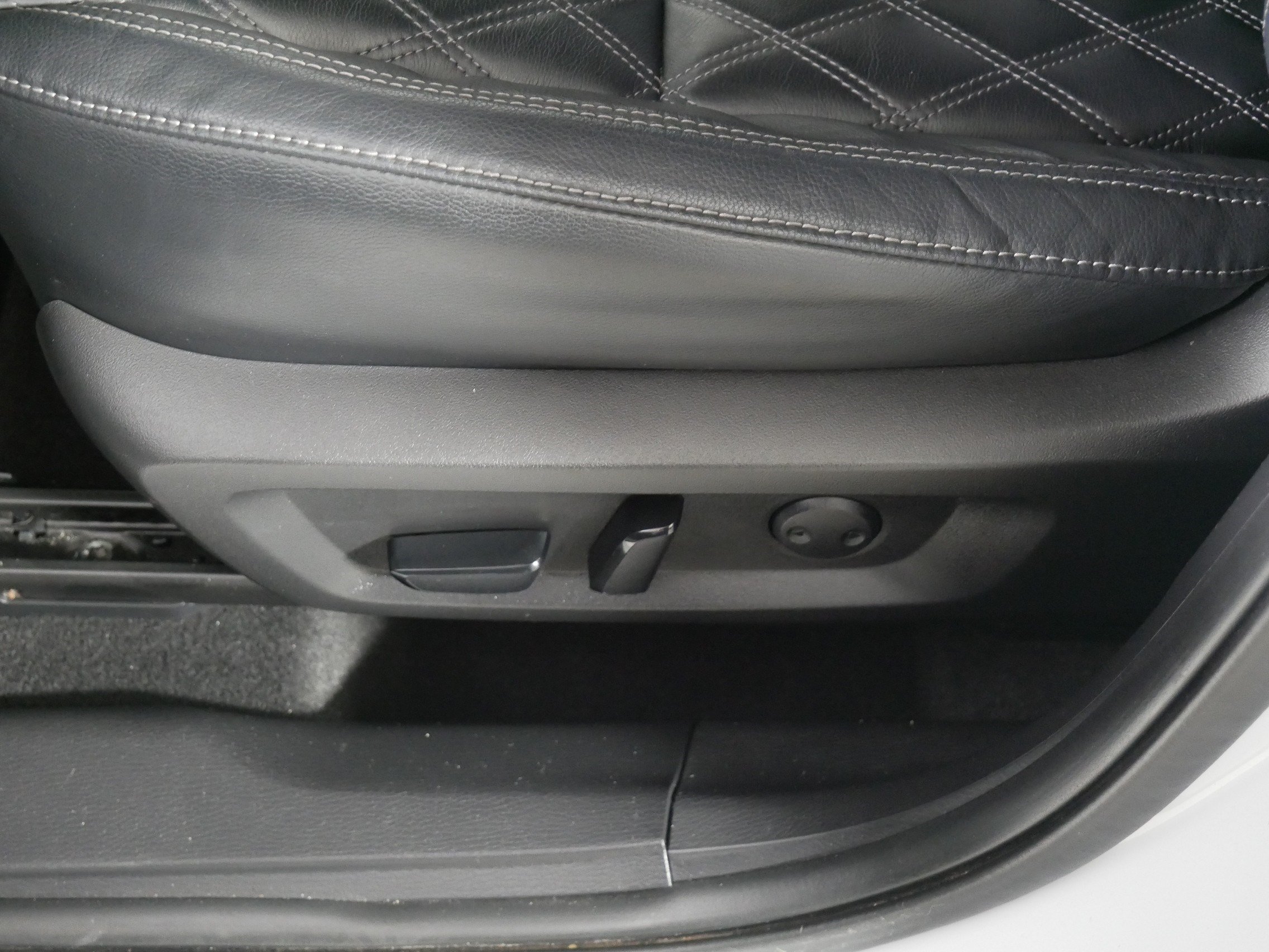 Used 2022 Mitsubishi Outlander SEL AWD/4WD image 20