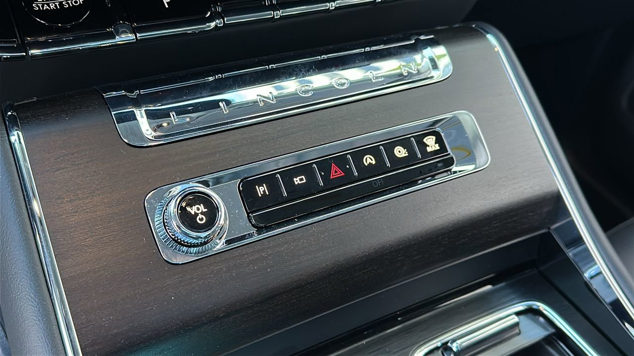 New 2026 Lincoln Aviator Reserve w/ Illumination Package image 24
