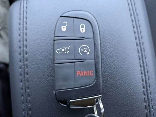 New 2026 Jeep Compass Latitude AWD/4WD image 30