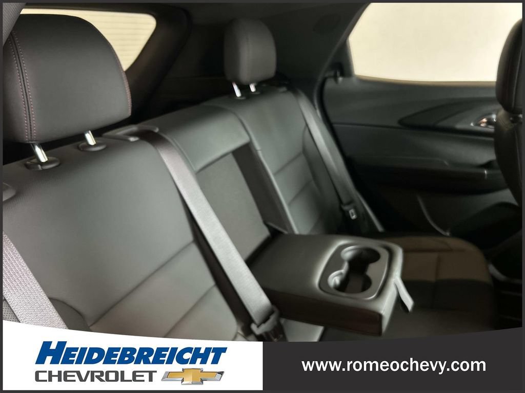 Used 2024 Chevrolet TrailBlazer RS w/ Driver Confidence Package AWD/4WD image 33