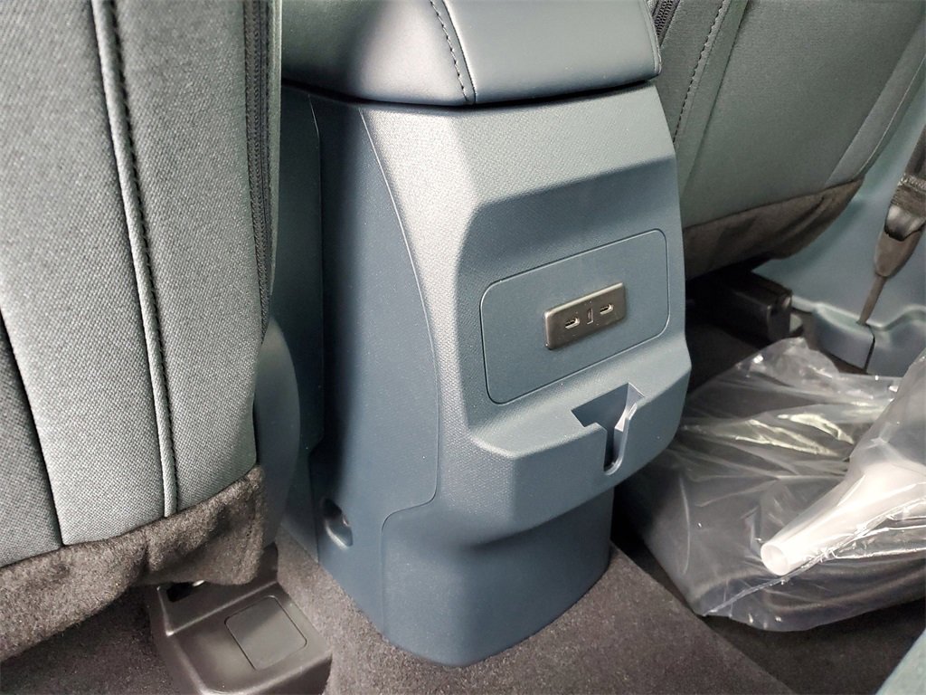 New 2025 Ford Maverick XLT w/ Equipment Group 301A image 28