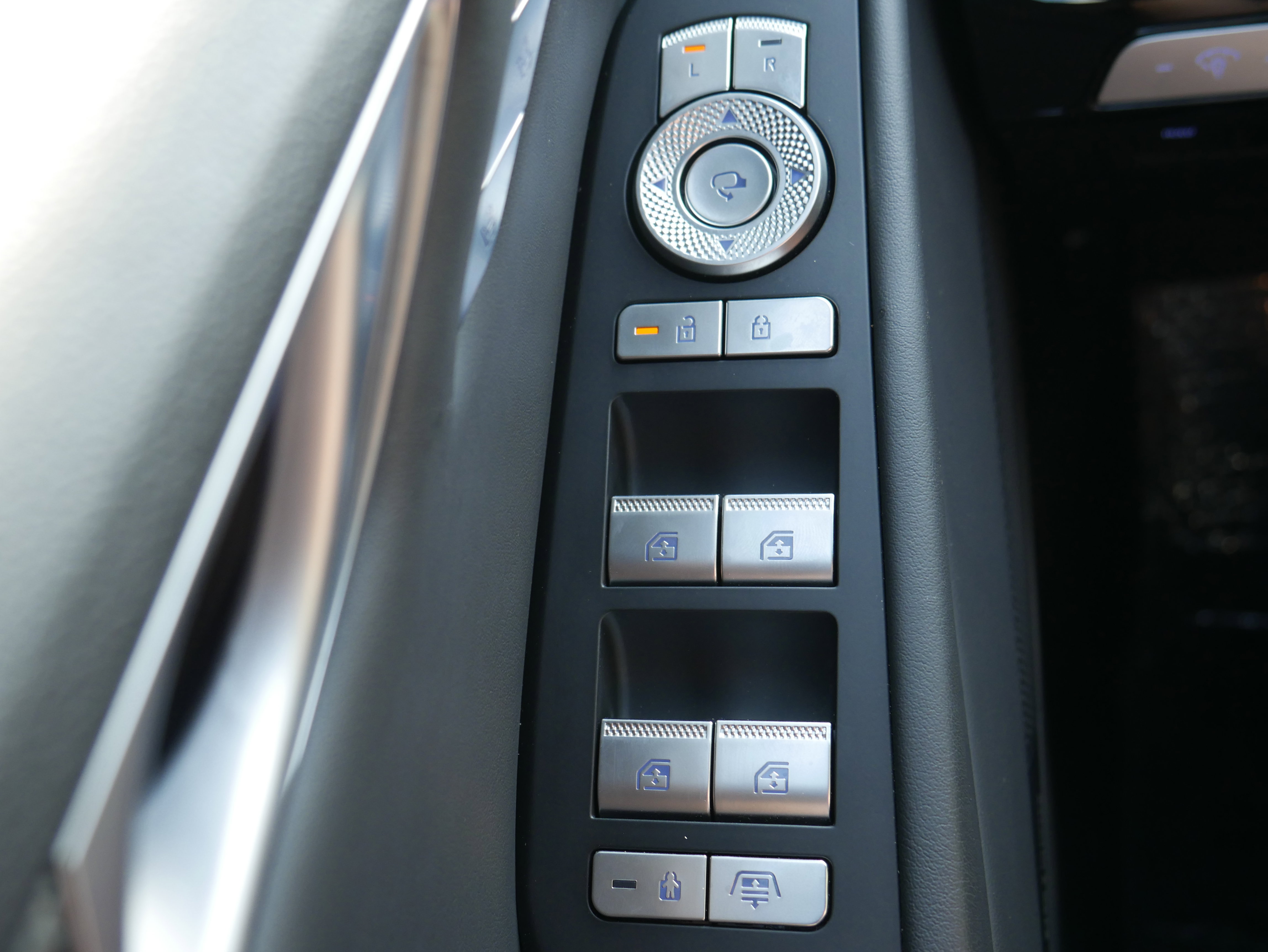 Certified 2025 Genesis G80 3.5T Sport Prestige image 59