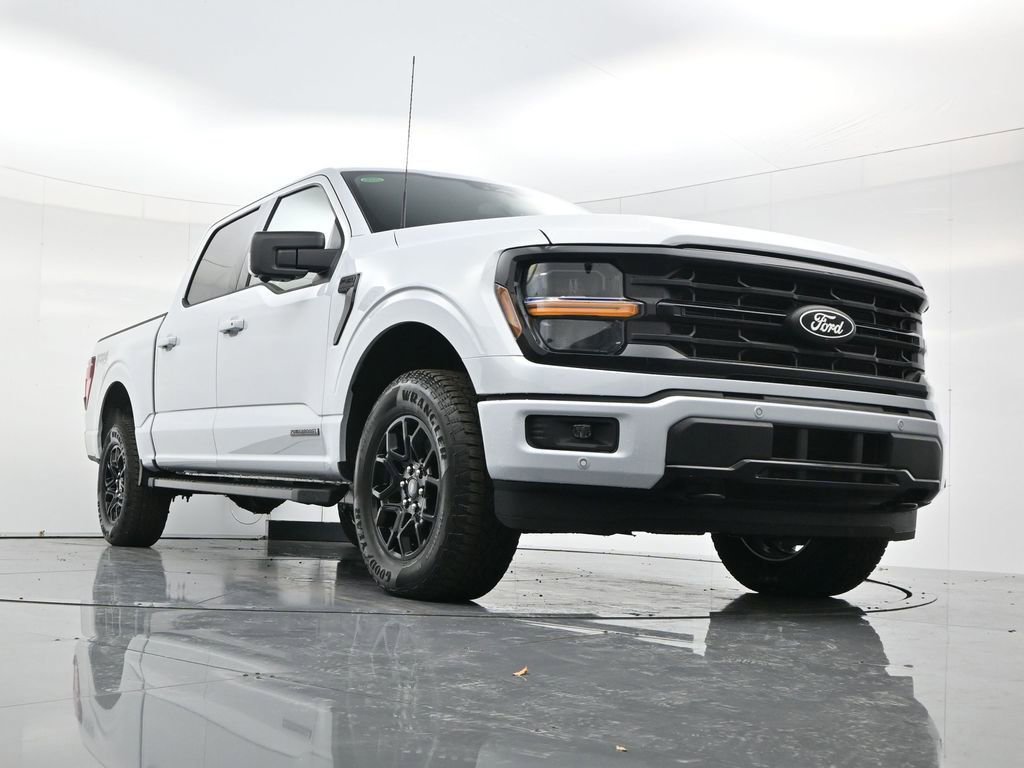 New 2025 Ford F150 XLT w/ Equipment Group 302A MID image 45