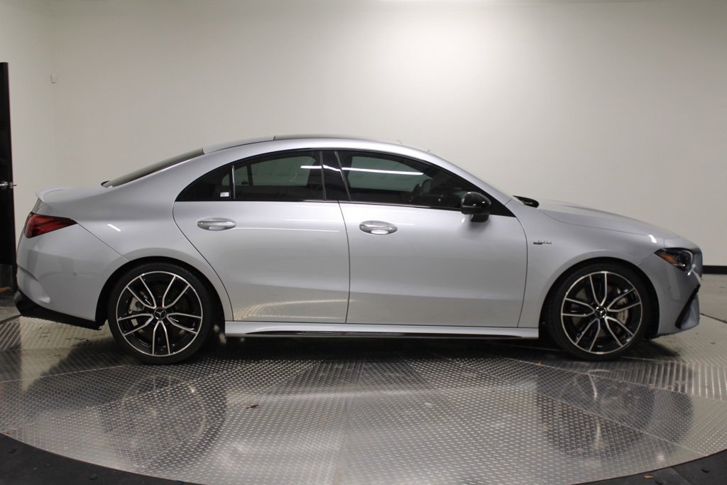 Used 2025 Mercedes-Benz CLA 35 AMG 4MATIC image 8